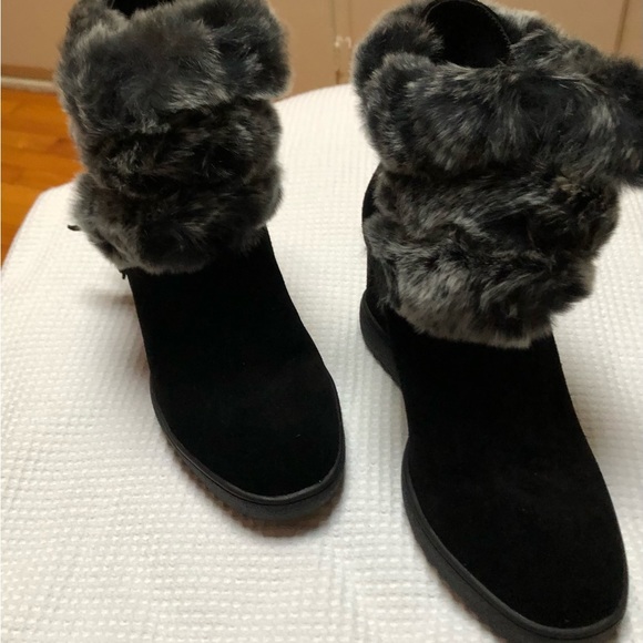 BNIB Black Suede Waterproof/Stain Resistant Booties - Picture 5 of 15